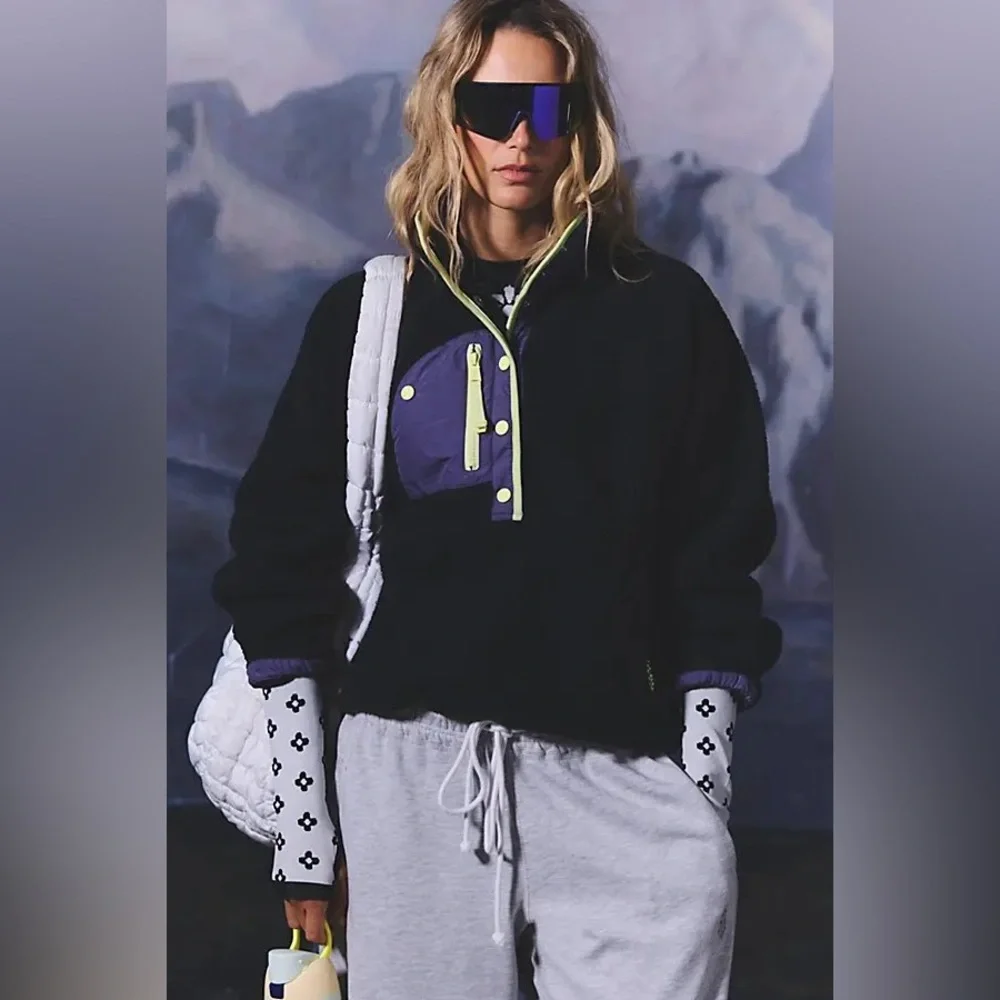 NWT Free People Hit The Slopes Fleece Jacket Black Graphite Combo - Picture 2 of 5